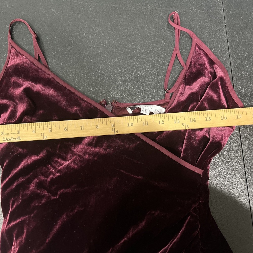 Adelyn Rae Dress Women L Burgundy Silk Blend Velvet‎ Faux Wrap Ruched FD3316L - Picture 7 of 9